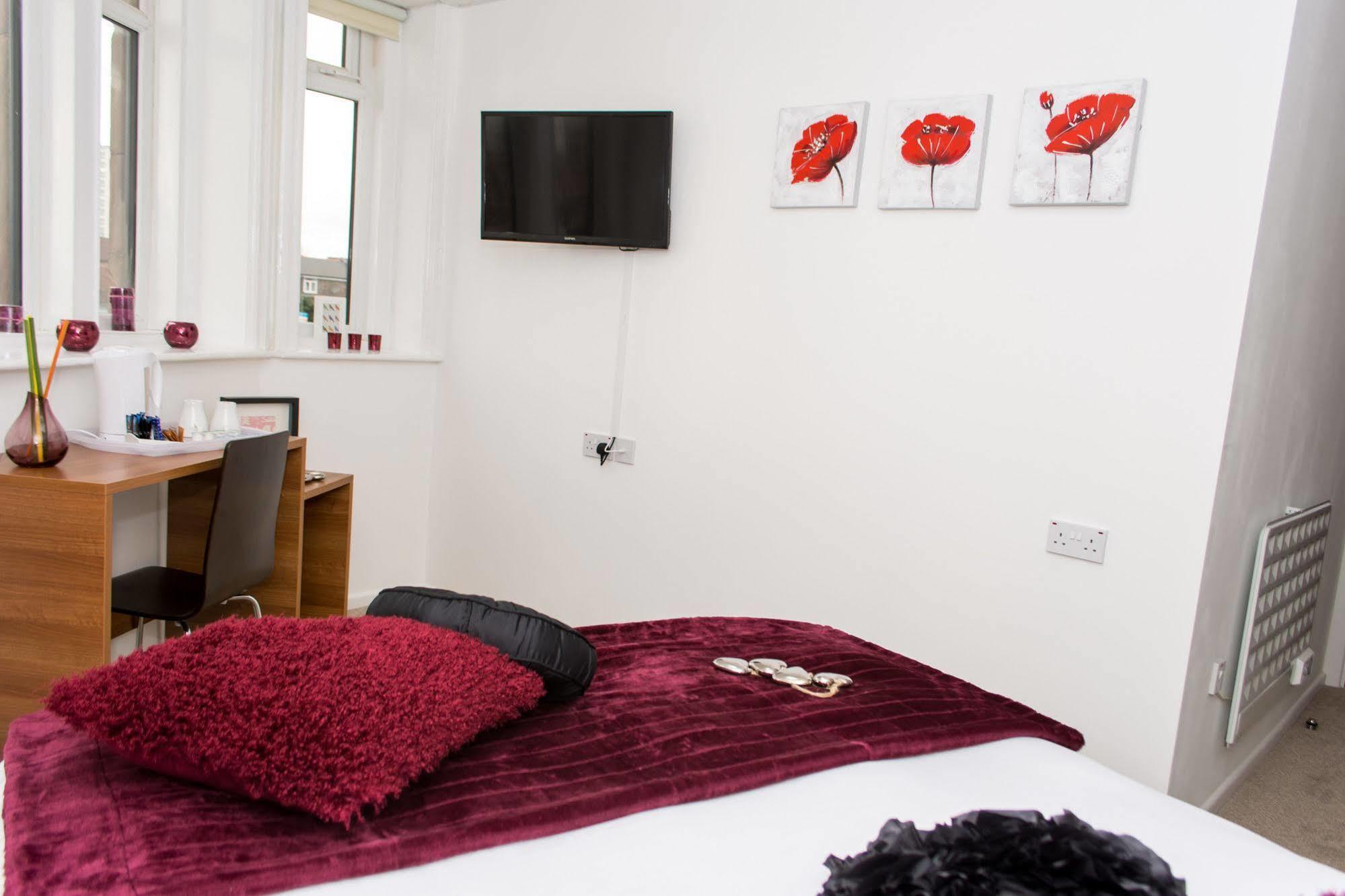 Park View Residence Manchester Esterno foto